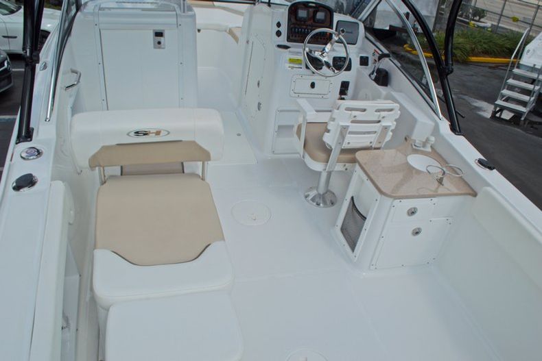Thumbnail 23 for Used 2013 Sea Hunt Escape 234 DC boat for sale in West Palm Beach, FL