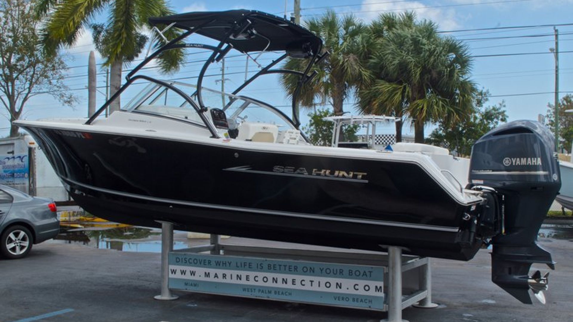 Used 2013 Sea Hunt Escape 234 DC #0038 image 6