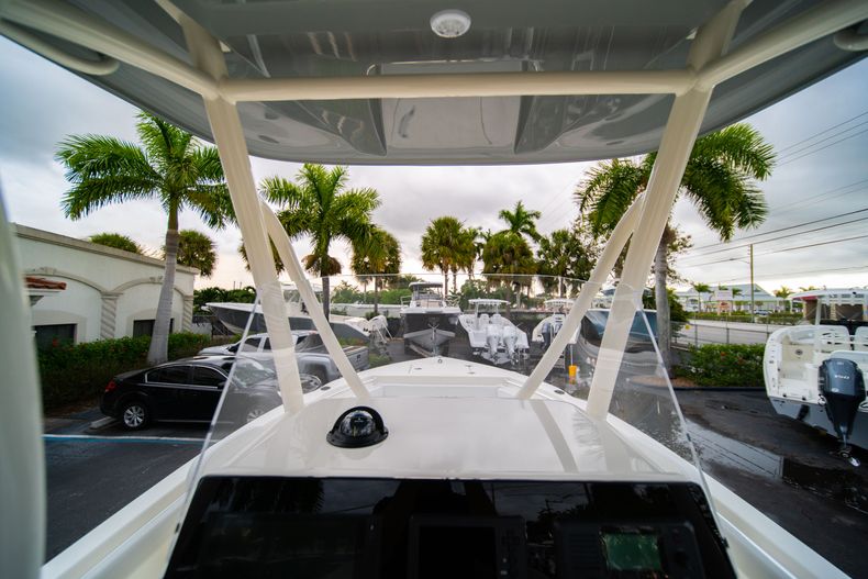 Thumbnail 23 for New 2020 Cobia 201 CC Center Console boat for sale in West Palm Beach, FL