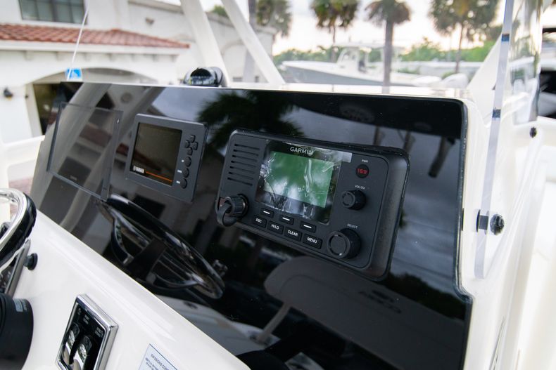 Thumbnail 20 for New 2020 Cobia 201 CC Center Console boat for sale in West Palm Beach, FL