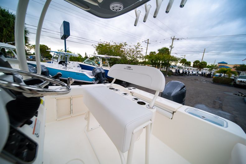 Thumbnail 26 for New 2020 Cobia 201 CC Center Console boat for sale in West Palm Beach, FL