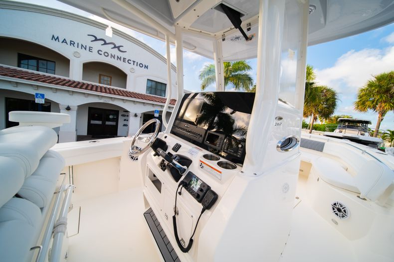 Thumbnail 24 for New 2020 Cobia 262 CC Center Console boat for sale in West Palm Beach, FL