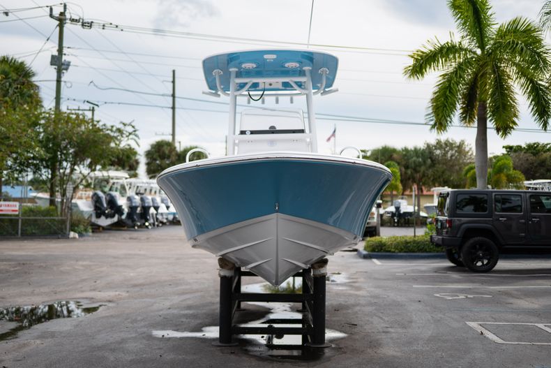Thumbnail 2 for New 2020 Sportsman Masters 247 Bay Boat boat for sale in West Palm Beach, FL