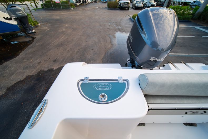 Thumbnail 11 for New 2020 Sportsman Open 232 Center Console boat for sale in Vero Beach, FL