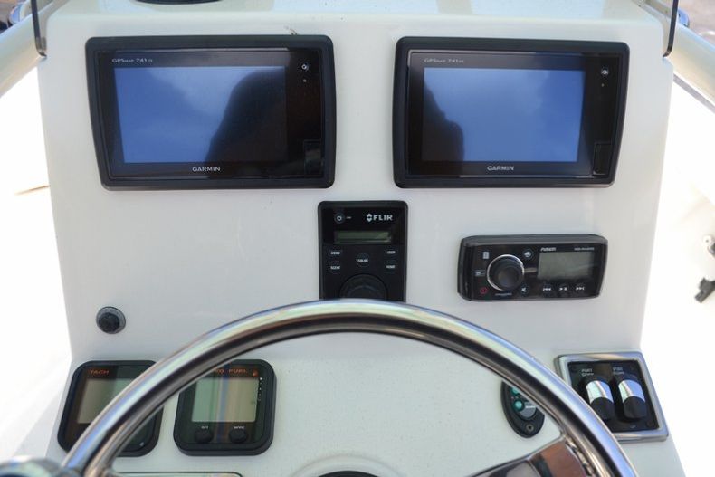 Thumbnail 11 for Used 2015 Pathfinder 2400 TRS Bay Boat boat for sale in Vero Beach, FL