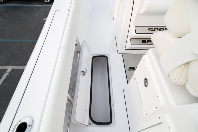 Thumbnail 27 for New 2020 Sportsman Open 282 Center Console boat for sale in Stuart, FL