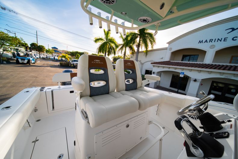 Thumbnail 34 for New 2020 Cobia 280 CC Center Console boat for sale in West Palm Beach, FL