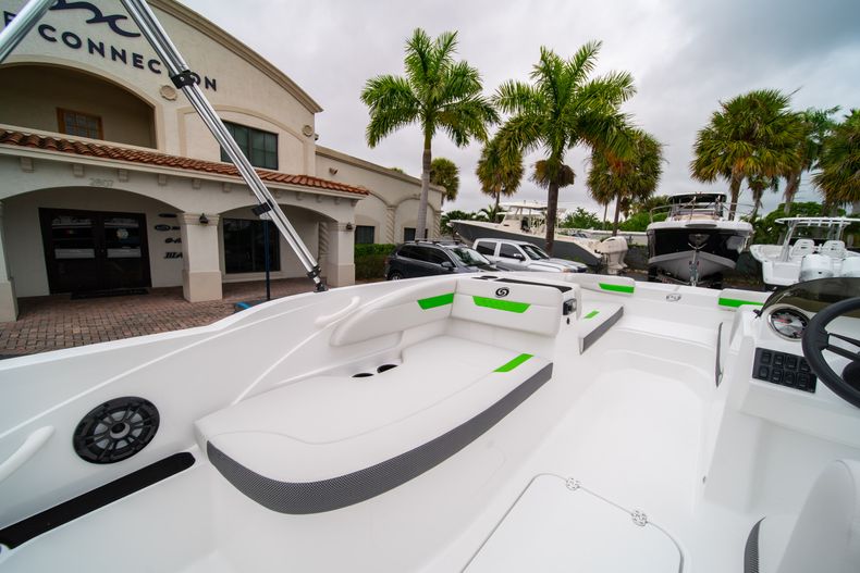 Thumbnail 13 for New 2020 Hurricane SS 185 OB boat for sale in West Palm Beach, FL