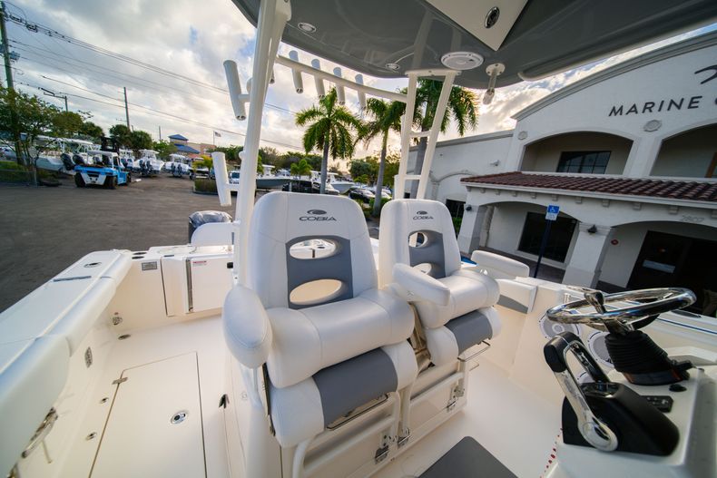Thumbnail 37 for Used 2019 Cobia 301 CC Center Console boat for sale in West Palm Beach, FL