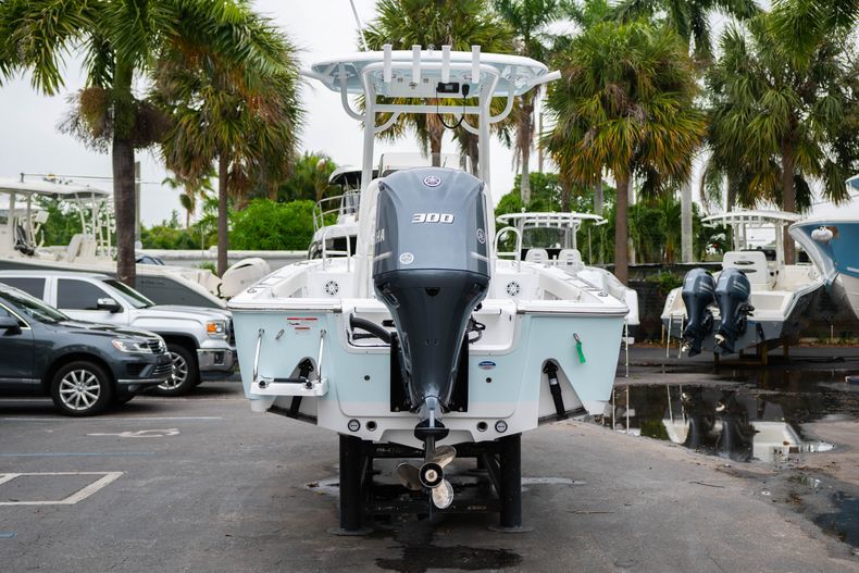 Thumbnail 6 for New 2020 Sportsman Masters 247 Bay Boat boat for sale in Vero Beach, FL