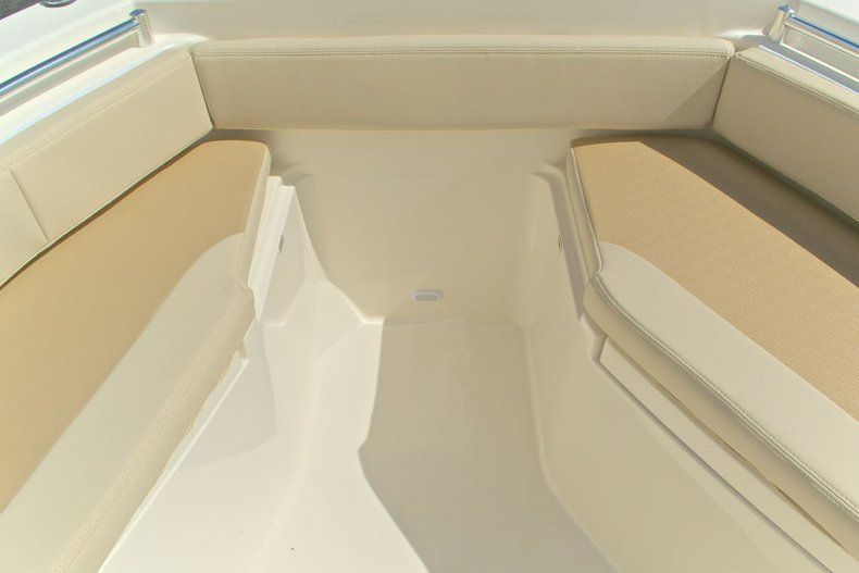 Thumbnail 26 for New 2014 Cobia 217 Center Console boat for sale in West Palm Beach, FL