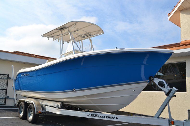 Thumbnail 9 for New 2014 Cobia 217 Center Console boat for sale in West Palm Beach, FL