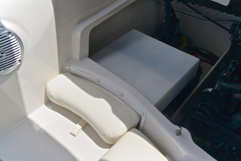 Thumbnail 62 for Used 2008 Tahoe Q5i Sport Bowrider boat for sale in West Palm Beach, FL