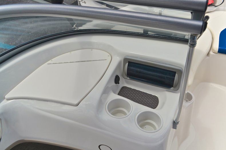 Thumbnail 67 for Used 2008 Tahoe Q5i Sport Bowrider boat for sale in West Palm Beach, FL