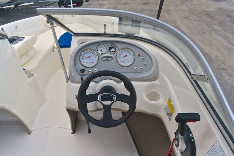 Thumbnail 74 for Used 2008 Tahoe Q5i Sport Bowrider boat for sale in West Palm Beach, FL