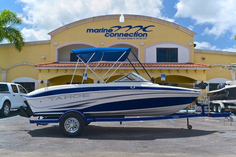 Used 2008 Tahoe Q5i Sport Bowrider boat for sale in West Palm Beach, FL