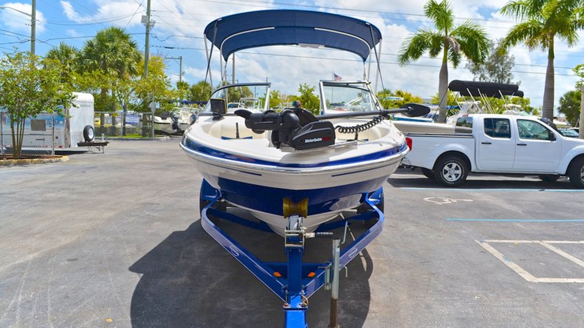 Used 2008 Tahoe Q5i Sport Bowrider #12JP image 3