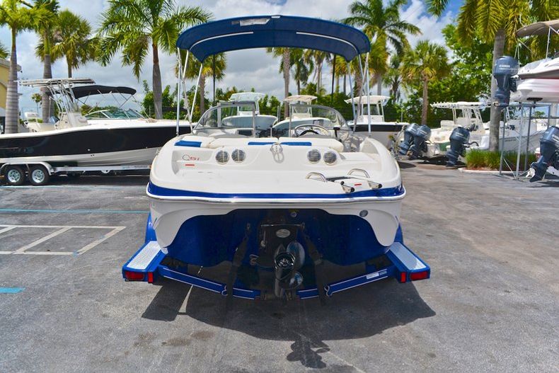 Thumbnail 8 for Used 2008 Tahoe Q5i Sport Bowrider boat for sale in West Palm Beach, FL
