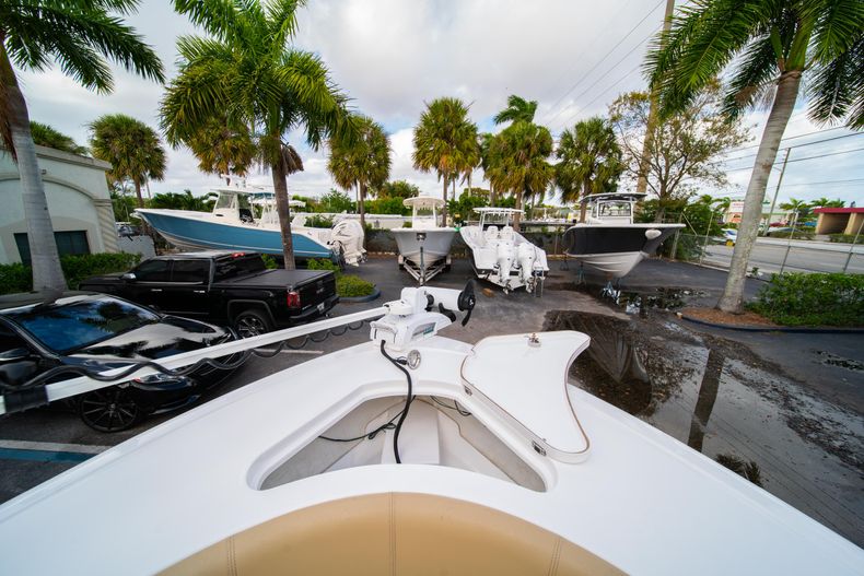 Thumbnail 37 for Used 2018 Sportsman Open 232 Center Console boat for sale in West Palm Beach, FL