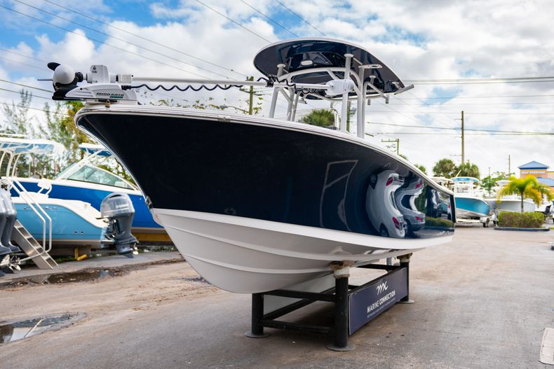 Thumbnail 3 for Used 2018 Sportsman Open 232 Center Console boat for sale in West Palm Beach, FL
