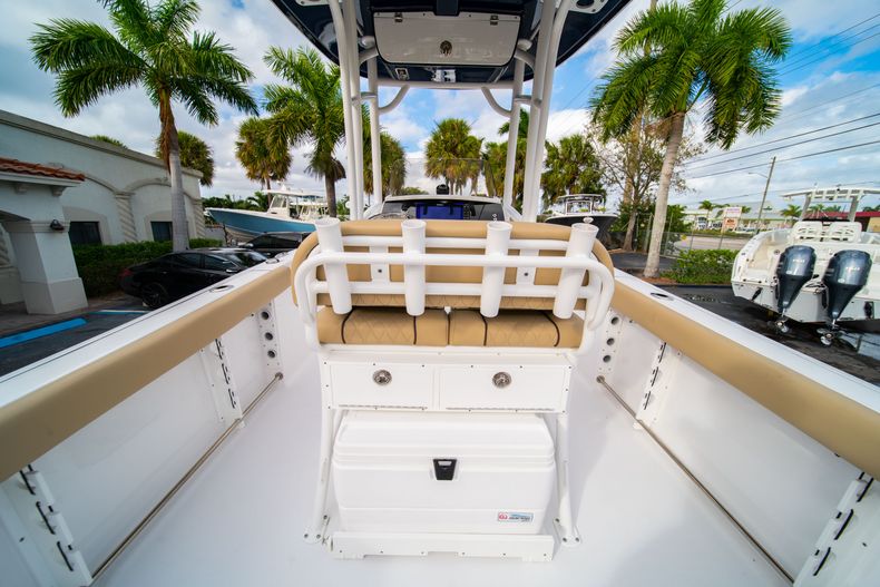 Thumbnail 18 for Used 2018 Sportsman Open 232 Center Console boat for sale in West Palm Beach, FL