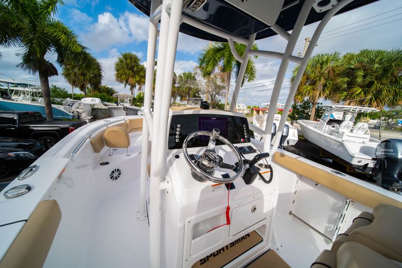 Thumbnail 24 for Used 2018 Sportsman Open 232 Center Console boat for sale in West Palm Beach, FL