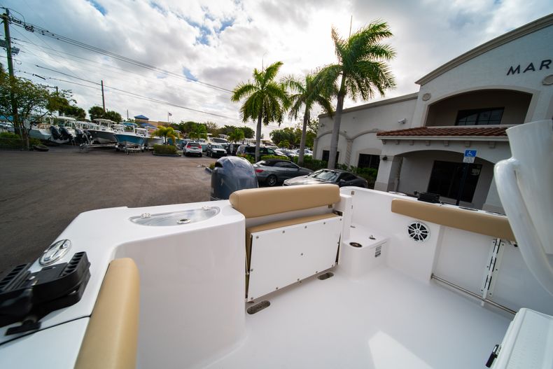 Thumbnail 11 for Used 2018 Sportsman Open 232 Center Console boat for sale in West Palm Beach, FL