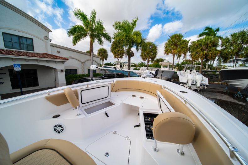 Thumbnail 30 for Used 2018 Sportsman Open 232 Center Console boat for sale in West Palm Beach, FL