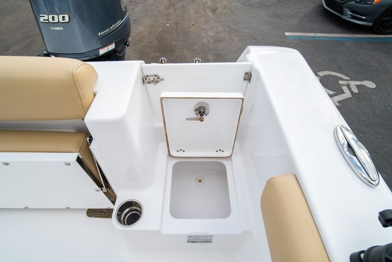 Thumbnail 16 for Used 2018 Sportsman Open 232 Center Console boat for sale in West Palm Beach, FL