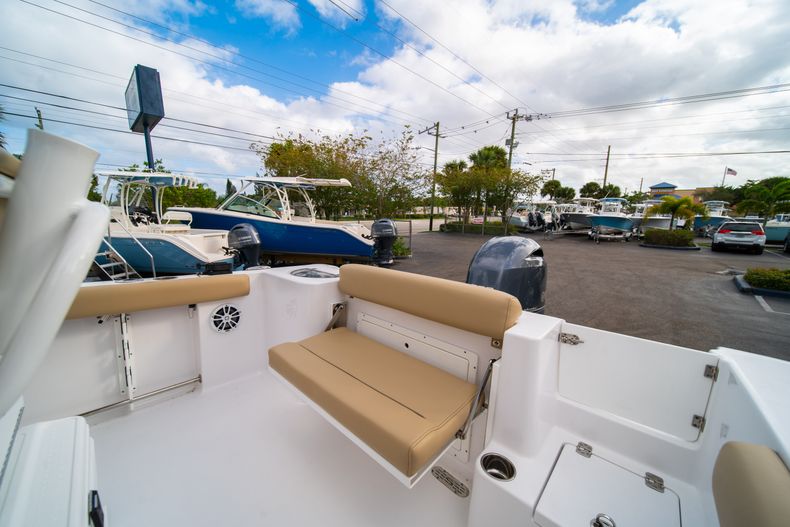 Thumbnail 14 for Used 2018 Sportsman Open 232 Center Console boat for sale in West Palm Beach, FL