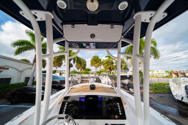 Thumbnail 23 for Used 2018 Sportsman Open 232 Center Console boat for sale in West Palm Beach, FL