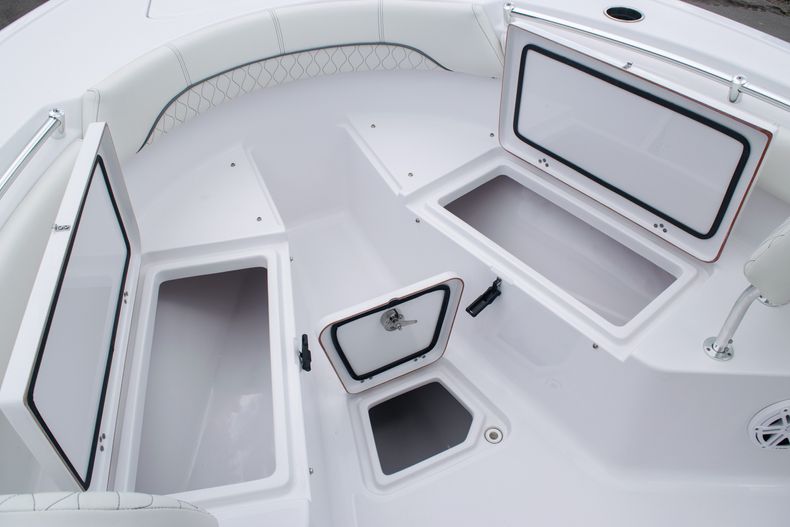 Thumbnail 38 for New 2020 Sportsman Open 212 Center Console boat for sale in Miami, FL