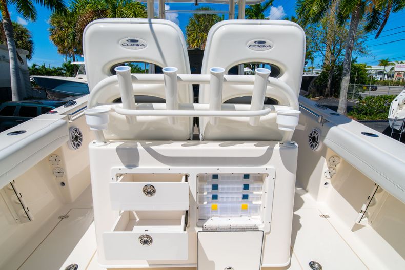 Thumbnail 20 for New 2020 Cobia 280 CC Center Console boat for sale in West Palm Beach, FL