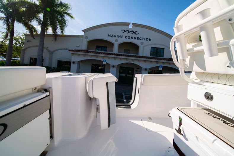 Thumbnail 25 for New 2020 Sportsman Open 252 Center Console boat for sale in West Palm Beach, FL