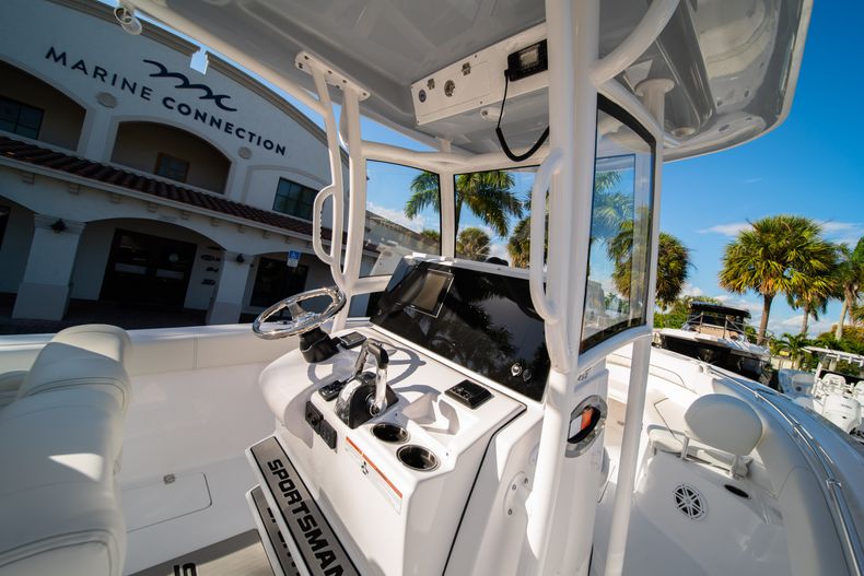 Thumbnail 29 for New 2020 Sportsman Open 252 Center Console boat for sale in West Palm Beach, FL