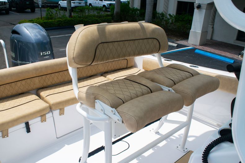 Thumbnail 19 for New 2020 Sportsman Heritage 211 Center Console boat for sale in West Palm Beach, FL