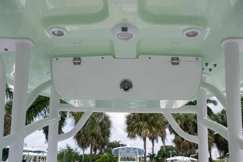 Thumbnail 29 for New 2020 Sportsman Heritage 211 Center Console boat for sale in West Palm Beach, FL