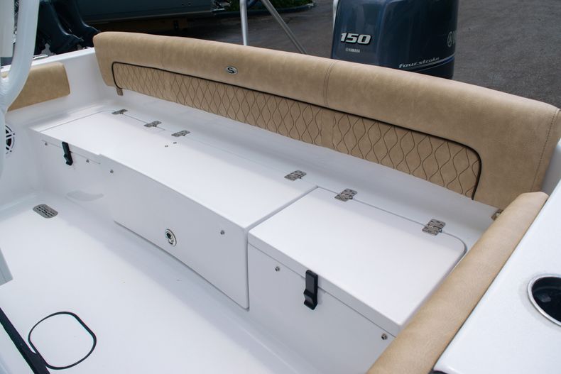 Thumbnail 13 for New 2020 Sportsman Heritage 211 Center Console boat for sale in West Palm Beach, FL