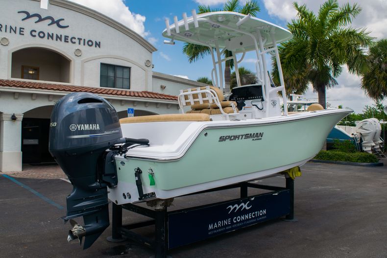 Thumbnail 7 for New 2020 Sportsman Heritage 211 Center Console boat for sale in West Palm Beach, FL