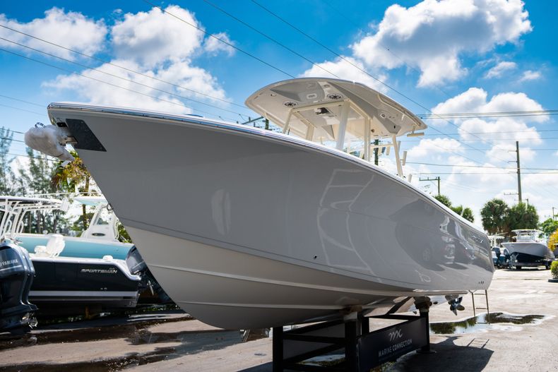 Thumbnail 3 for New 2020 Cobia 301 CC Center Console boat for sale in Vero Beach, FL