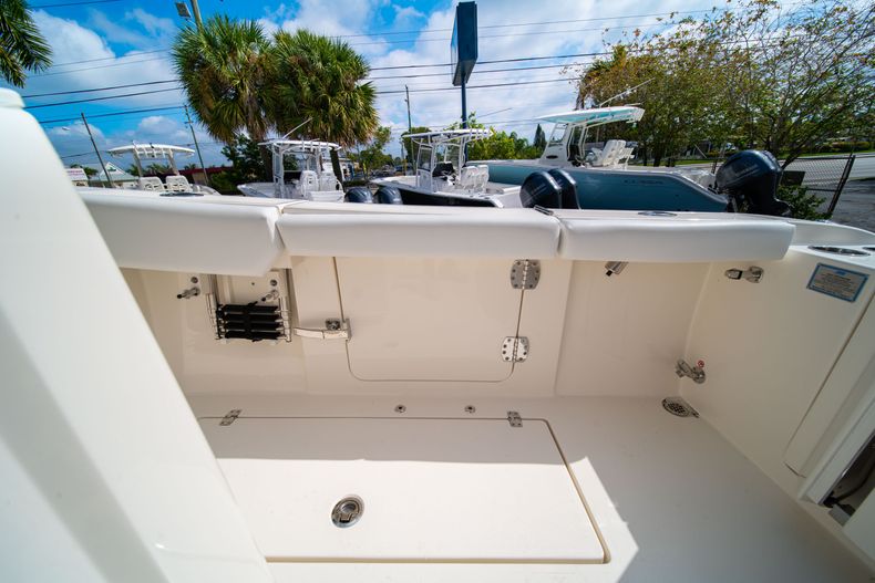 Thumbnail 15 for New 2020 Cobia 301 CC Center Console boat for sale in Vero Beach, FL