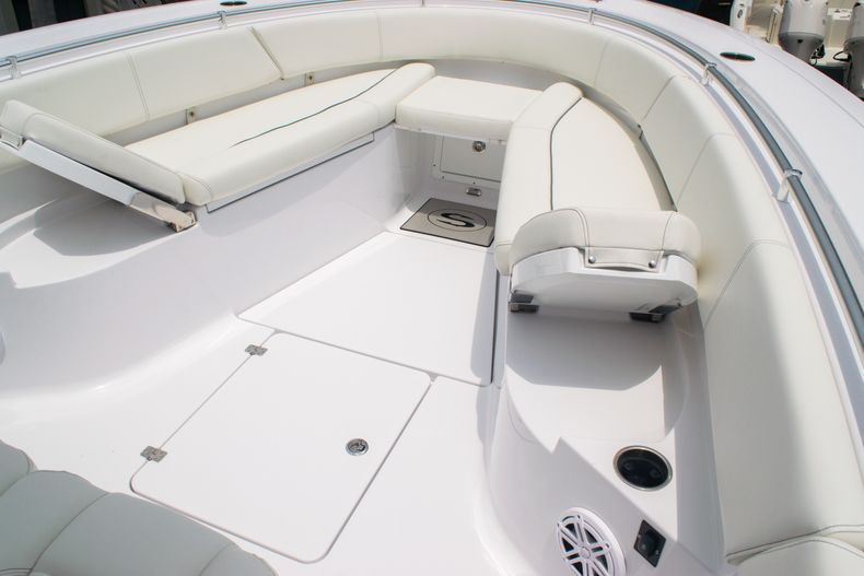 Thumbnail 43 for New 2020 Sportsman Open 312 Center Console boat for sale in West Palm Beach, FL