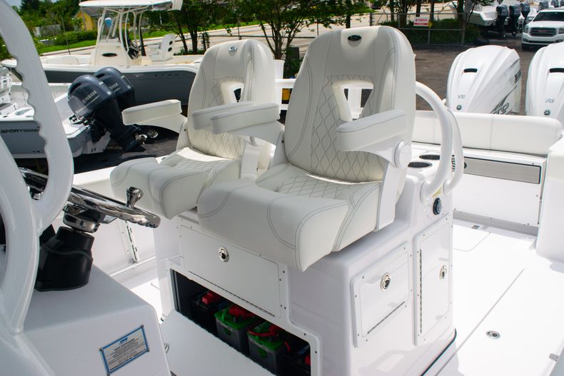 Thumbnail 35 for New 2020 Sportsman Open 312 Center Console boat for sale in West Palm Beach, FL