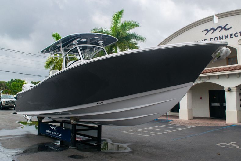 Thumbnail 1 for New 2020 Sportsman Open 312 Center Console boat for sale in West Palm Beach, FL