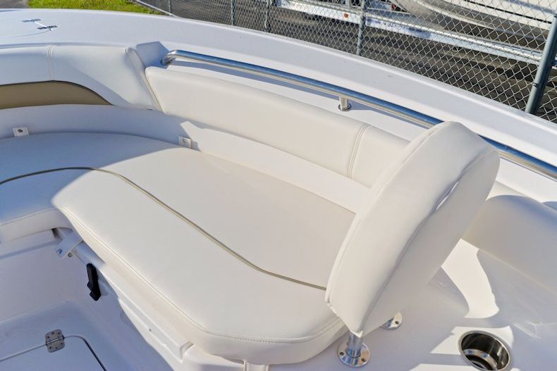 Thumbnail 54 for New 2015 Sportsman Heritage 211 Center Console boat for sale in Miami, FL