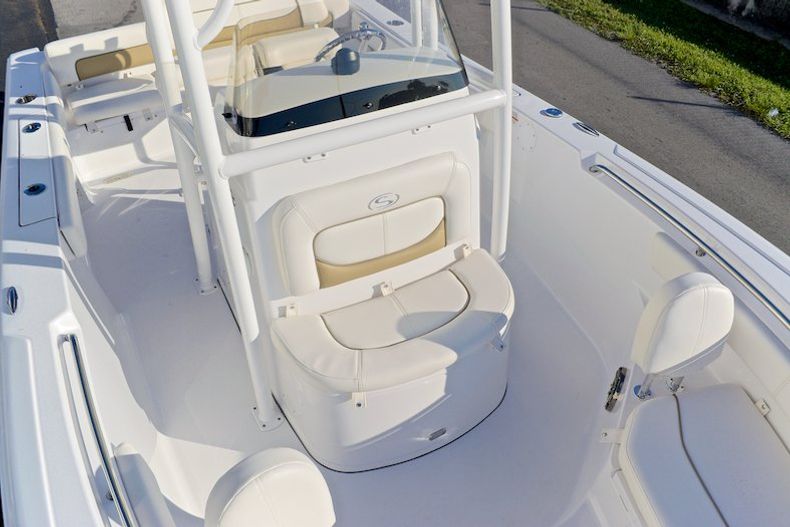 Thumbnail 66 for New 2015 Sportsman Heritage 211 Center Console boat for sale in Miami, FL