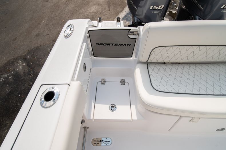 Thumbnail 11 for New 2020 Sportsman Heritage 251 Center Console boat for sale in West Palm Beach, FL