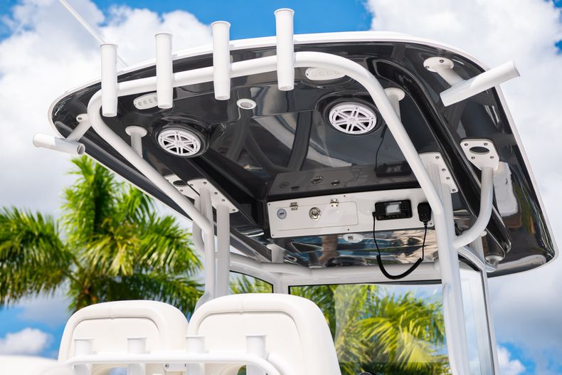Thumbnail 8 for New 2020 Sportsman Heritage 251 Center Console boat for sale in West Palm Beach, FL