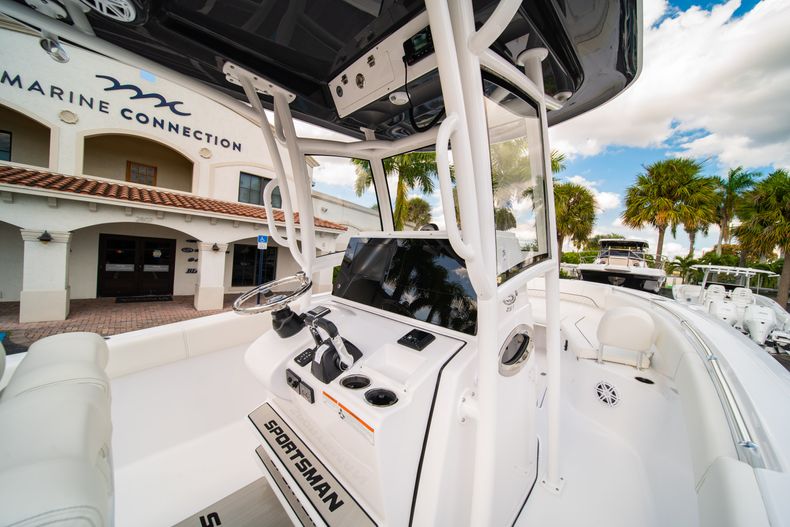 Thumbnail 25 for New 2020 Sportsman Heritage 251 Center Console boat for sale in West Palm Beach, FL
