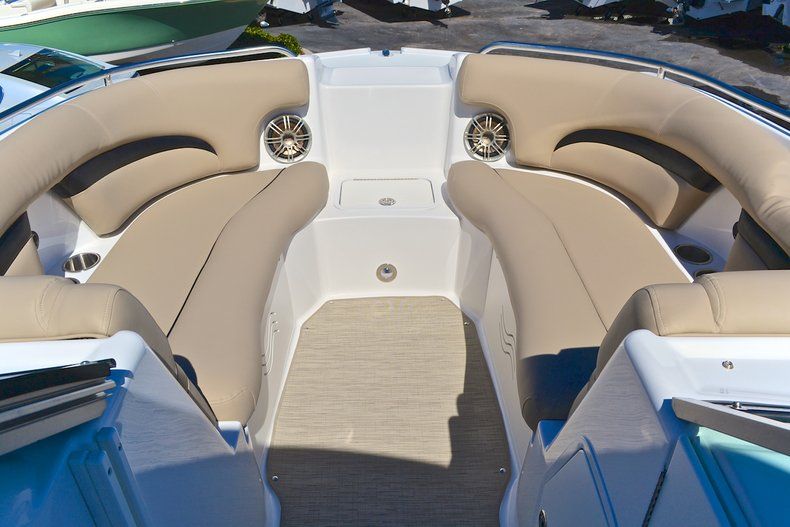 Thumbnail 88 for New 2013 Hurricane SunDeck SD 2200 DC Xtreme OB boat for sale in West Palm Beach, FL